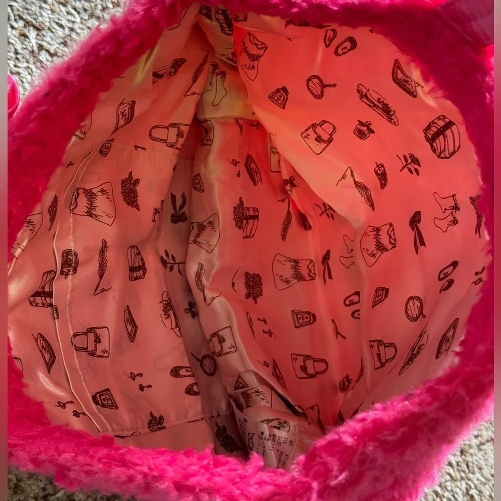 MAISON DE FLEUR Pink Fuzzy‎ Tote Bag with Ruffled Handles